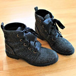 ✨🚨HP🚨🌟DIRTY LAUNDRY-Black Sparkle Combat Boot